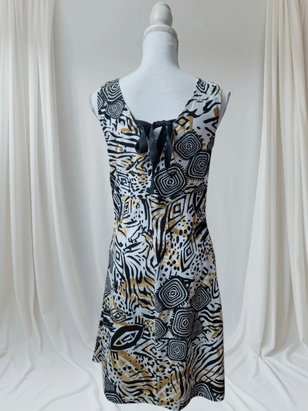 Robe. – photo 2